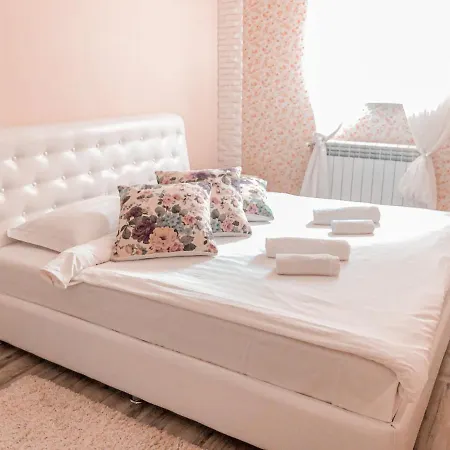 Vip Sadyba Apartment Svalyava