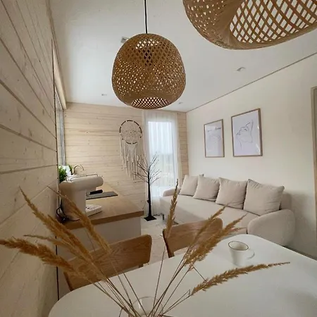 Vip * Свалява