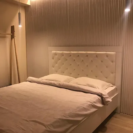 Apartment Vip Sadyba