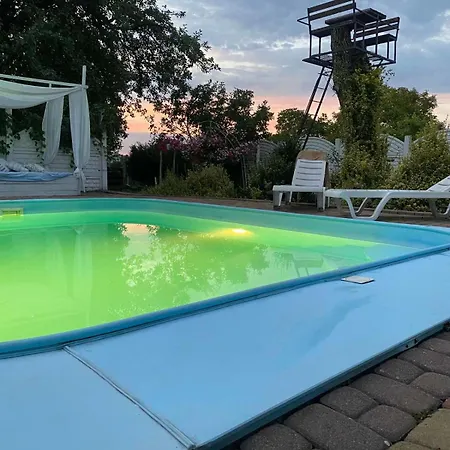 Apartment Vip Sadyba Svalyava