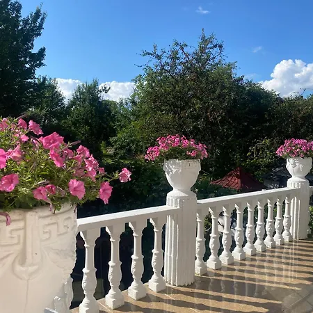 Vip Sadyba Apartment *